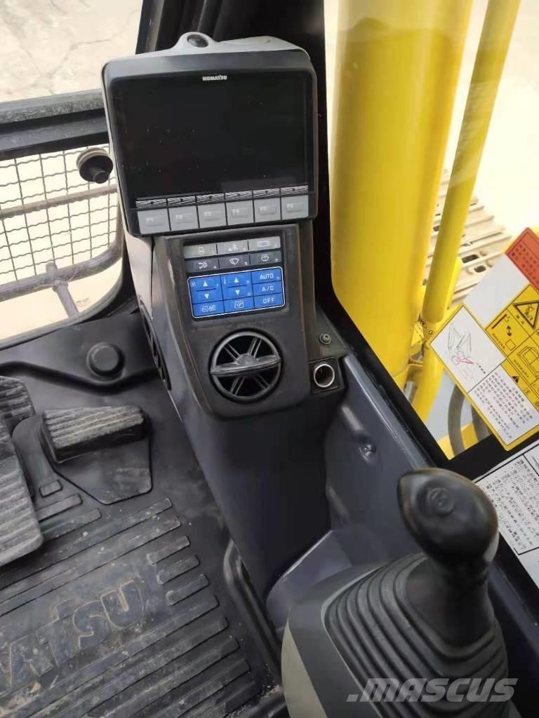 Komatsu PC 200 Lánctalpas kotrók