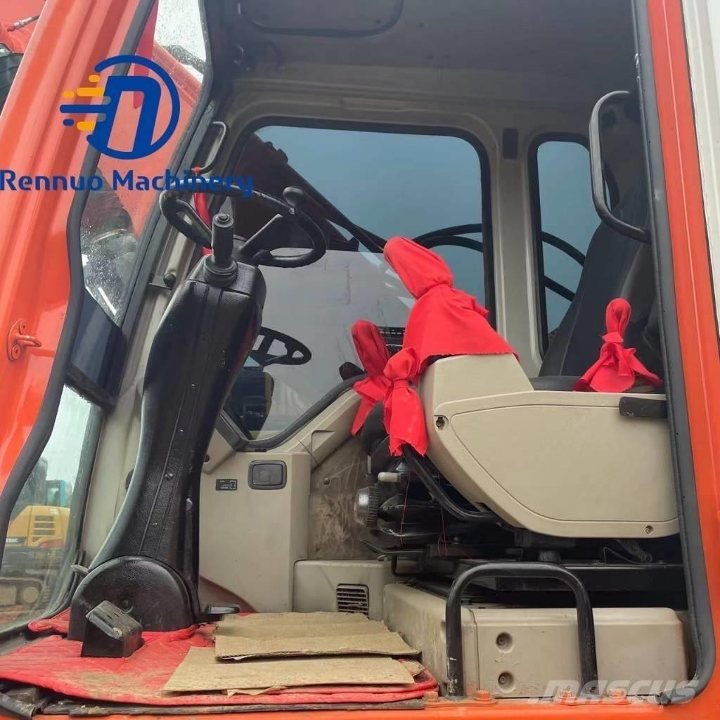 Doosan DX150W-7 Gumikerekes kotrók