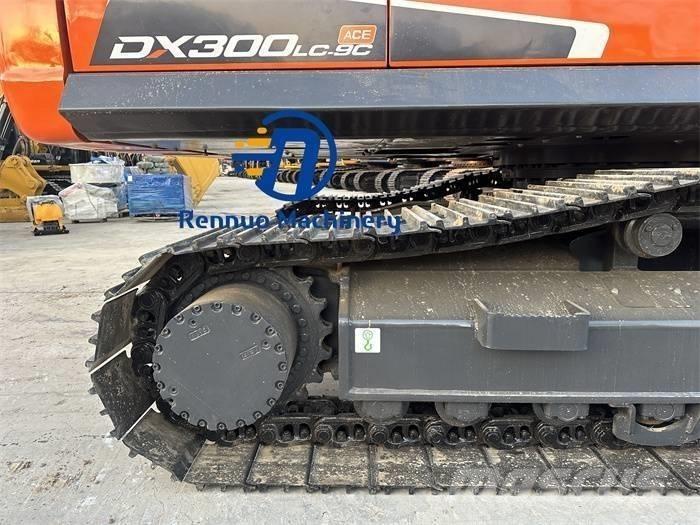 Doosan DX 300LC-9C Lánctalpas kotrók