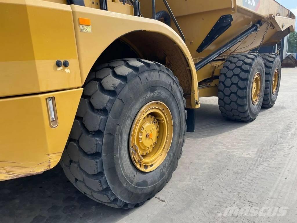 CAT 735C Csuklósdömperek