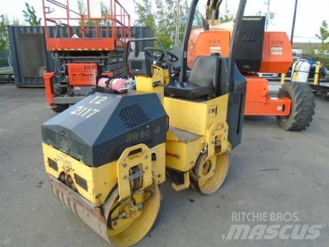 Bomag BW 900-2 Ikerdobos hengerek