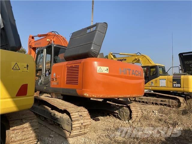Hitachi ZX250 Lánctalpas kotrók