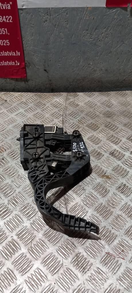 Scania R 480    1753411 Vezetőfülke és belső tartozékok