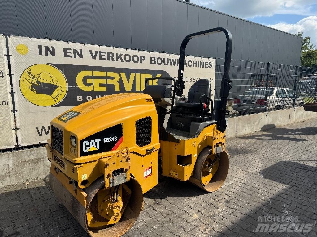 CAT CB 24 B Ikerdobos hengerek