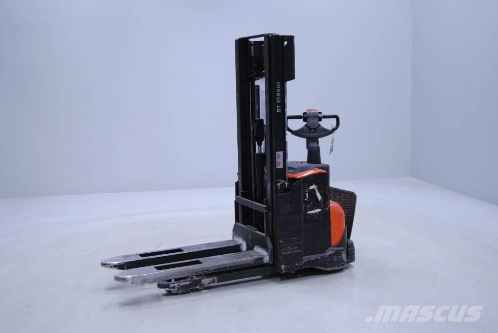 Toyota SWE140L Gyalogkíséretű targonca