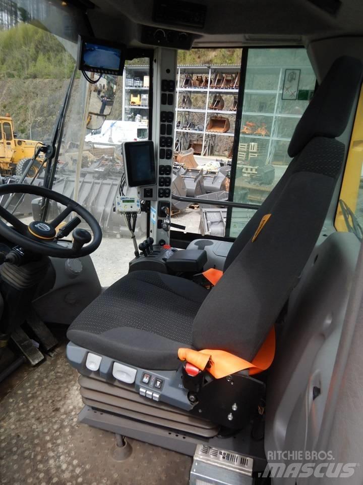 Volvo L 70 H Gumikerekes homlokrakodók