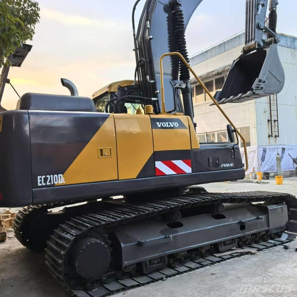 Volvo EC 210 D Közepes (midi) kotrók 7 t - 12 t