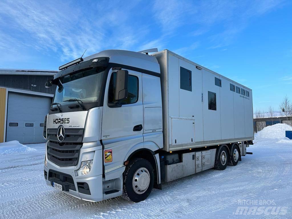 Mercedes-Benz Actros Állatszállító teherautók