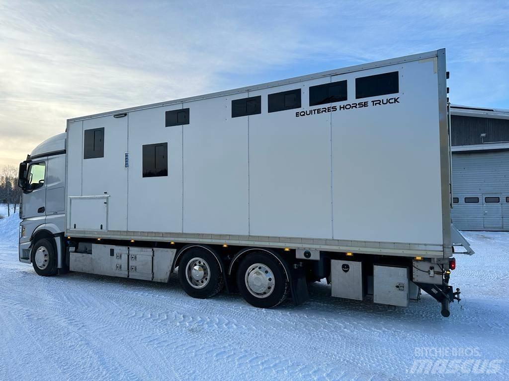 Mercedes-Benz Actros Állatszállító teherautók