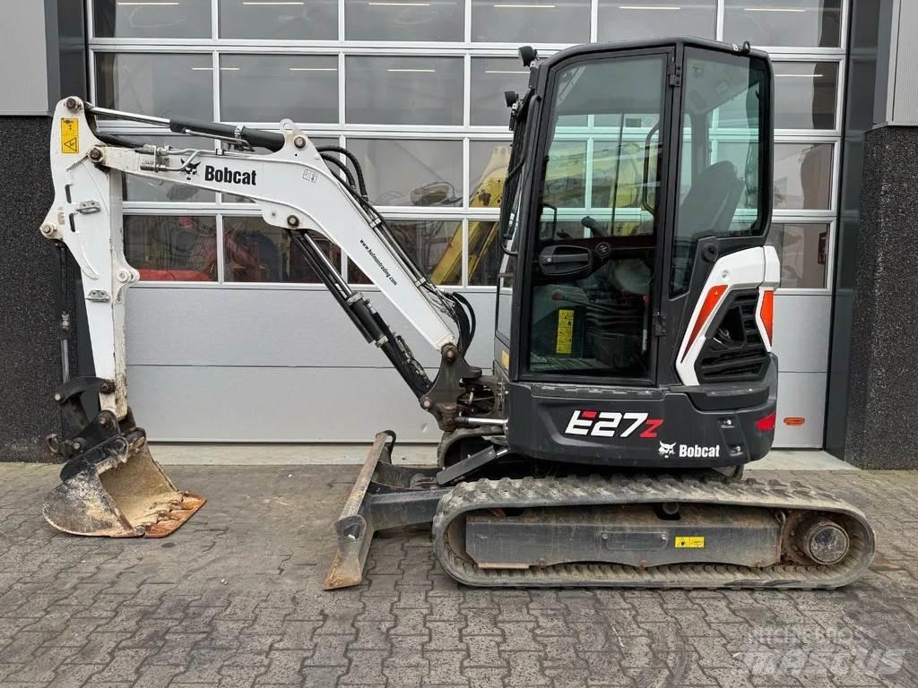 Bobcat E27z Mini kotrók < 7t