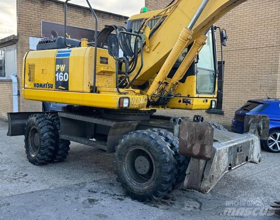 Komatsu PW 160-7 Gumikerekes kotrók