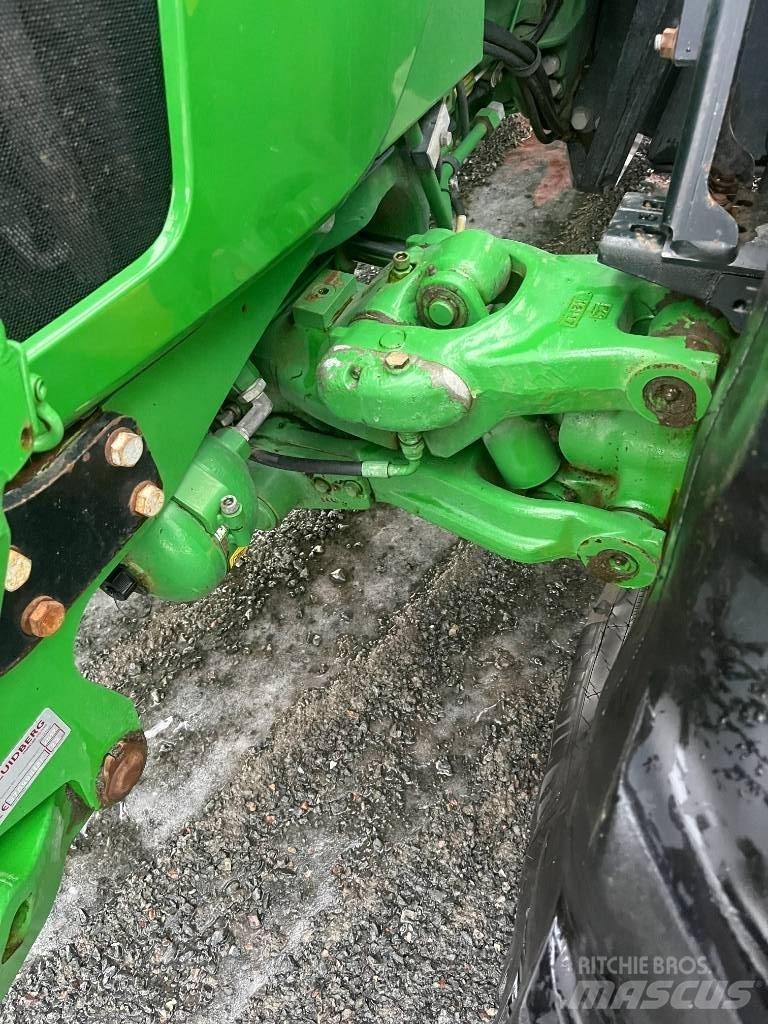 John Deere 5125R Traktorok