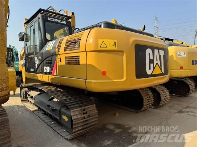 CAT 325 D L Lánctalpas kotrók