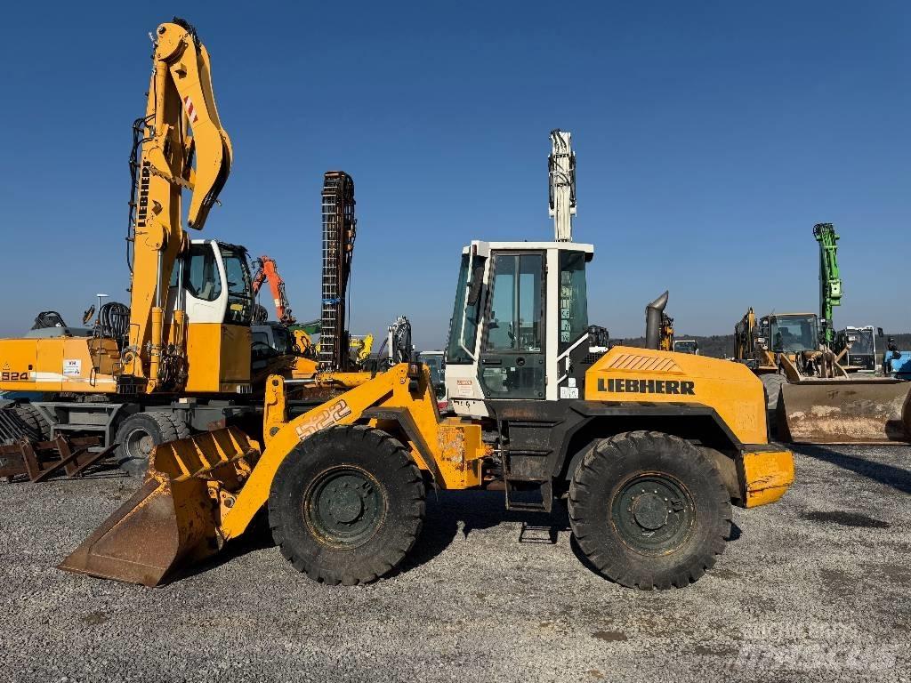 Liebherr L 522 Gumikerekes homlokrakodók