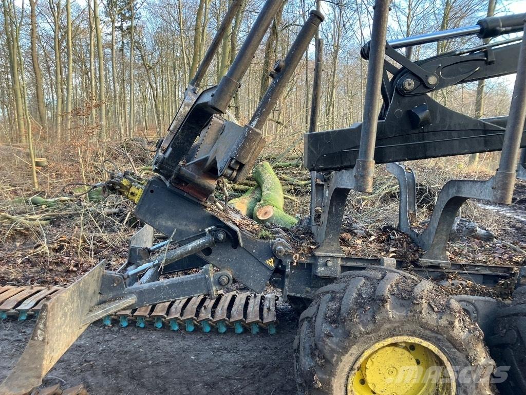 John Deere 1210 G Kihordók