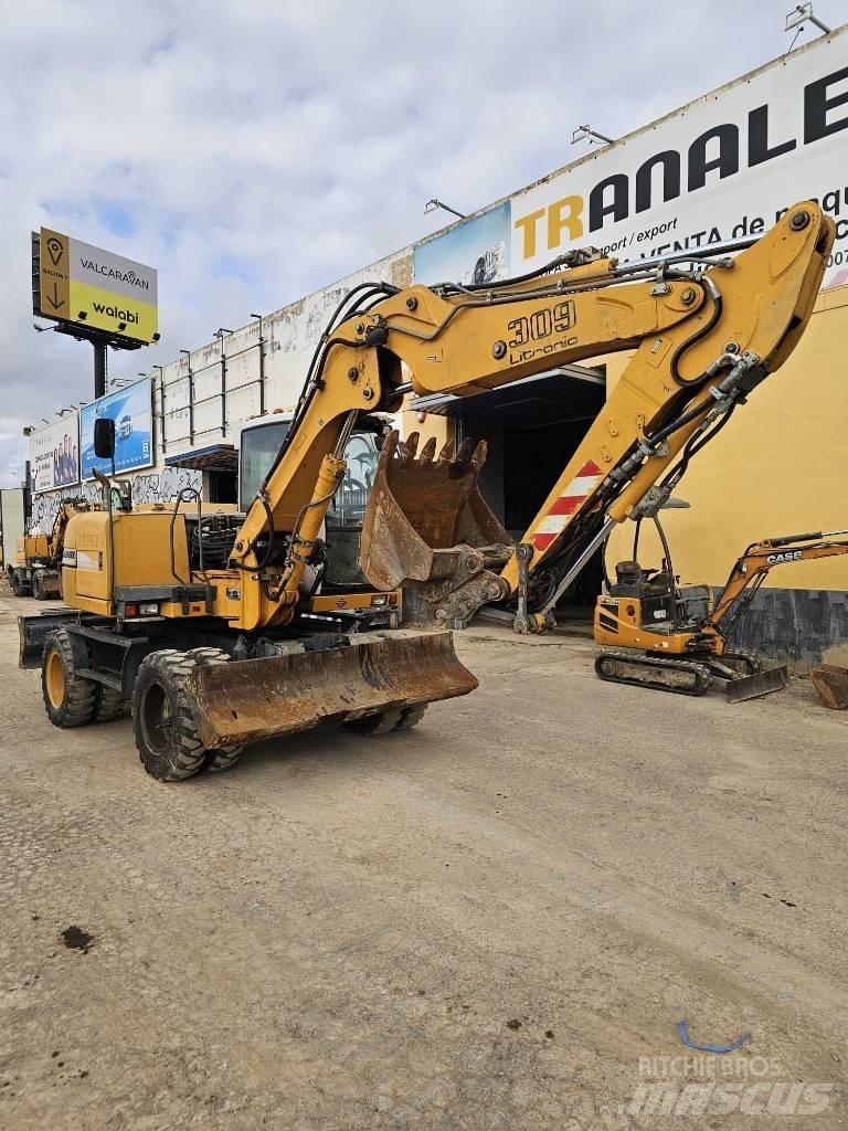Liebherr A 309 Gumikerekes kotrók
