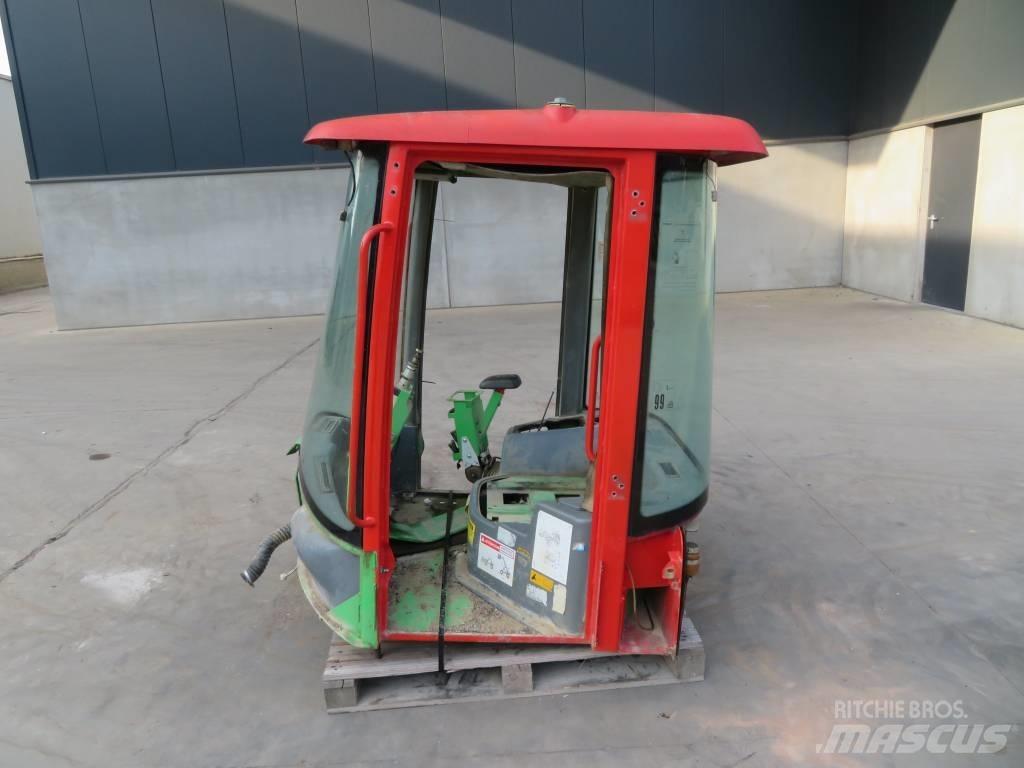 Volvo L30B / L35B Vezetőfülke és belső tartozékok