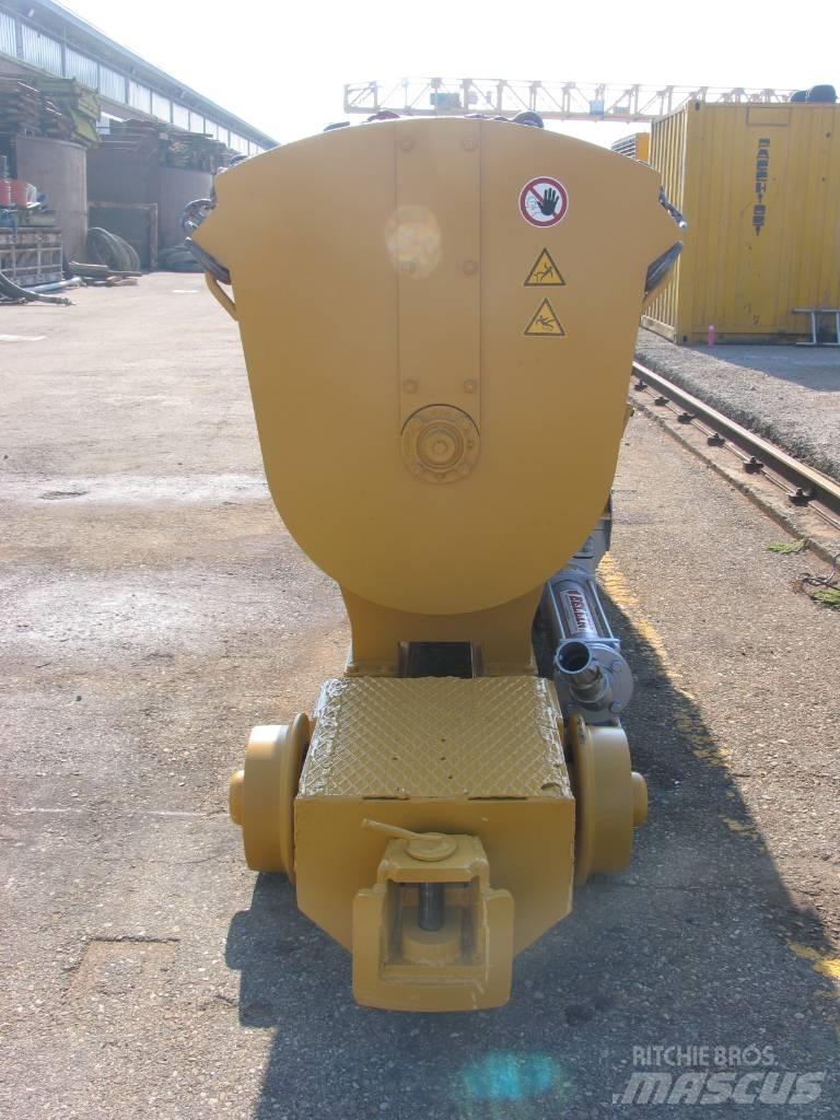  Pacchiosi Drill VM15 Betonelosztó gém