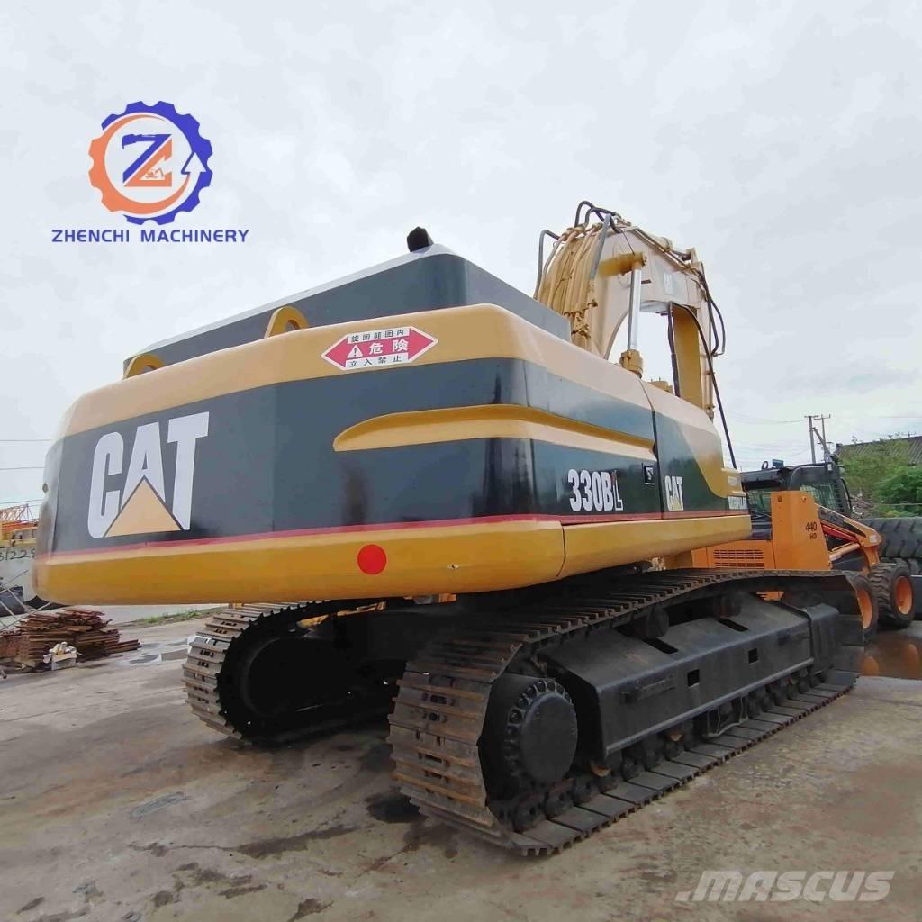 CAT 330 B L Lánctalpas kotrók