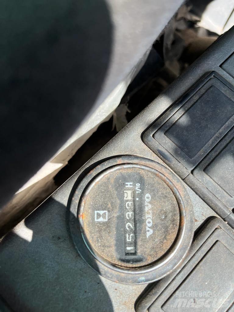 Volvo EC 700 B LC Lánctalpas kotrók