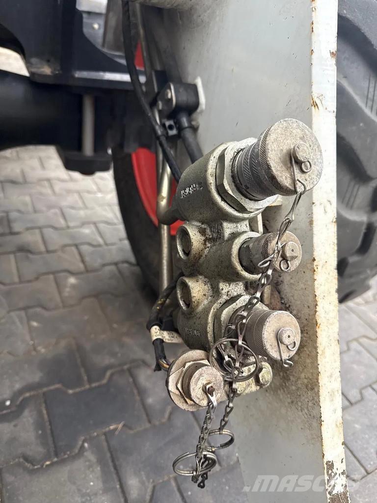 Bobcat L85 Gumikerekes homlokrakodók