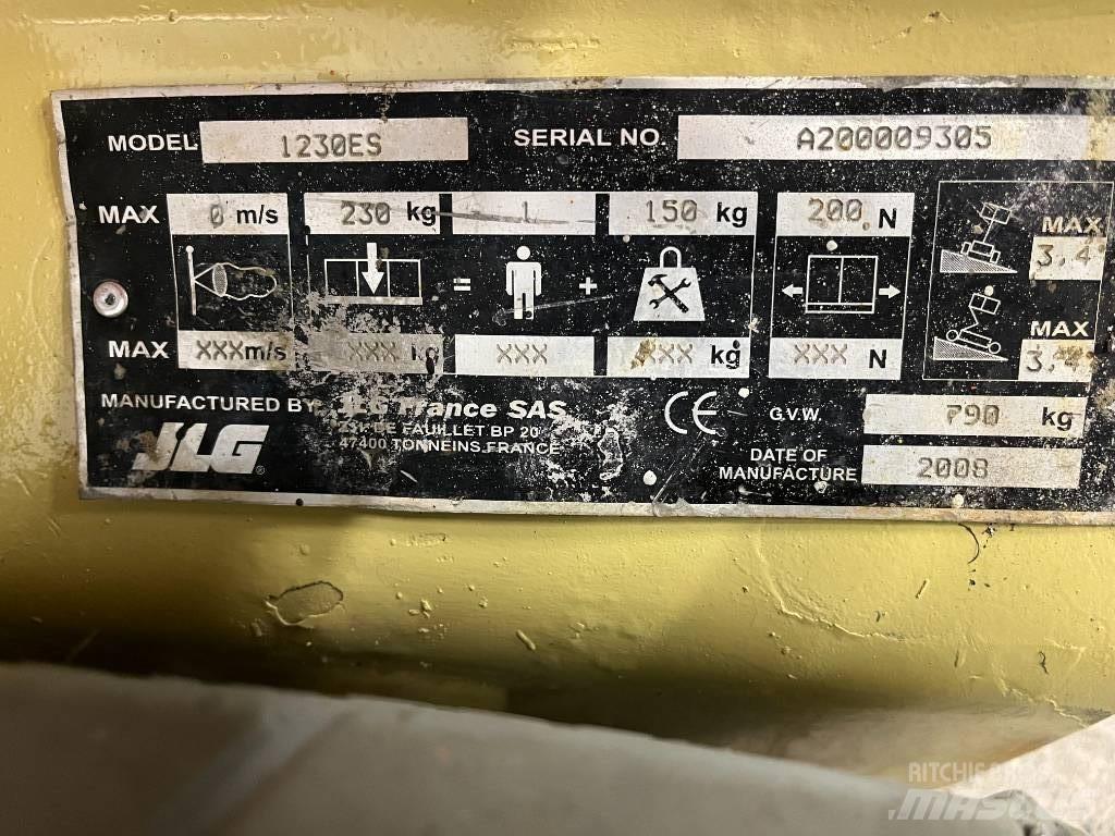 JLG 1230 ES Ollós emelők