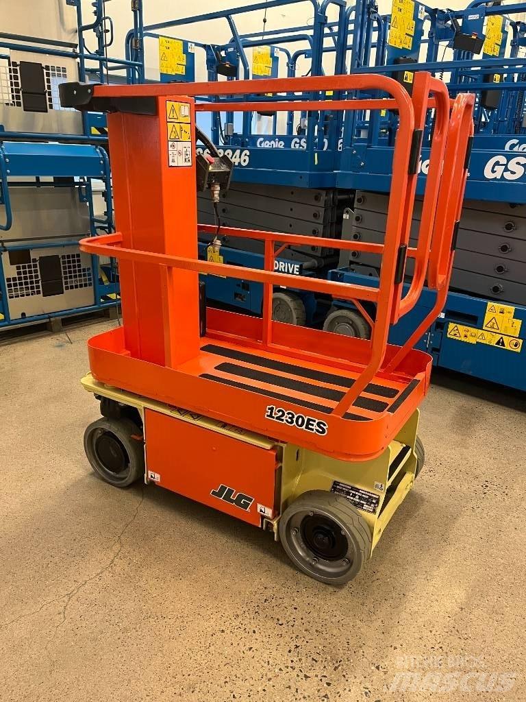 JLG 1230 ES Ollós emelők