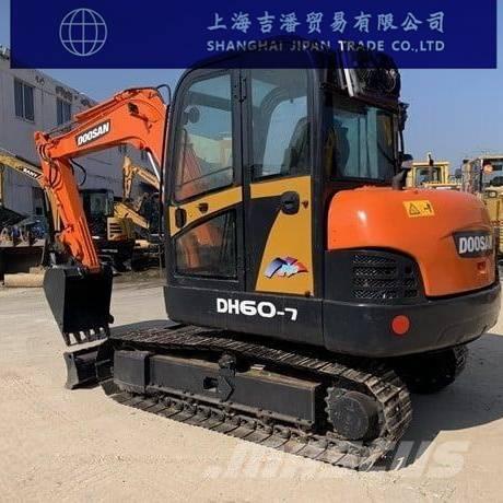 Doosan DH 60 Mini kotrók < 7t