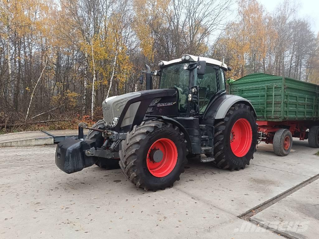 Fendt 828 Vario Traktorok