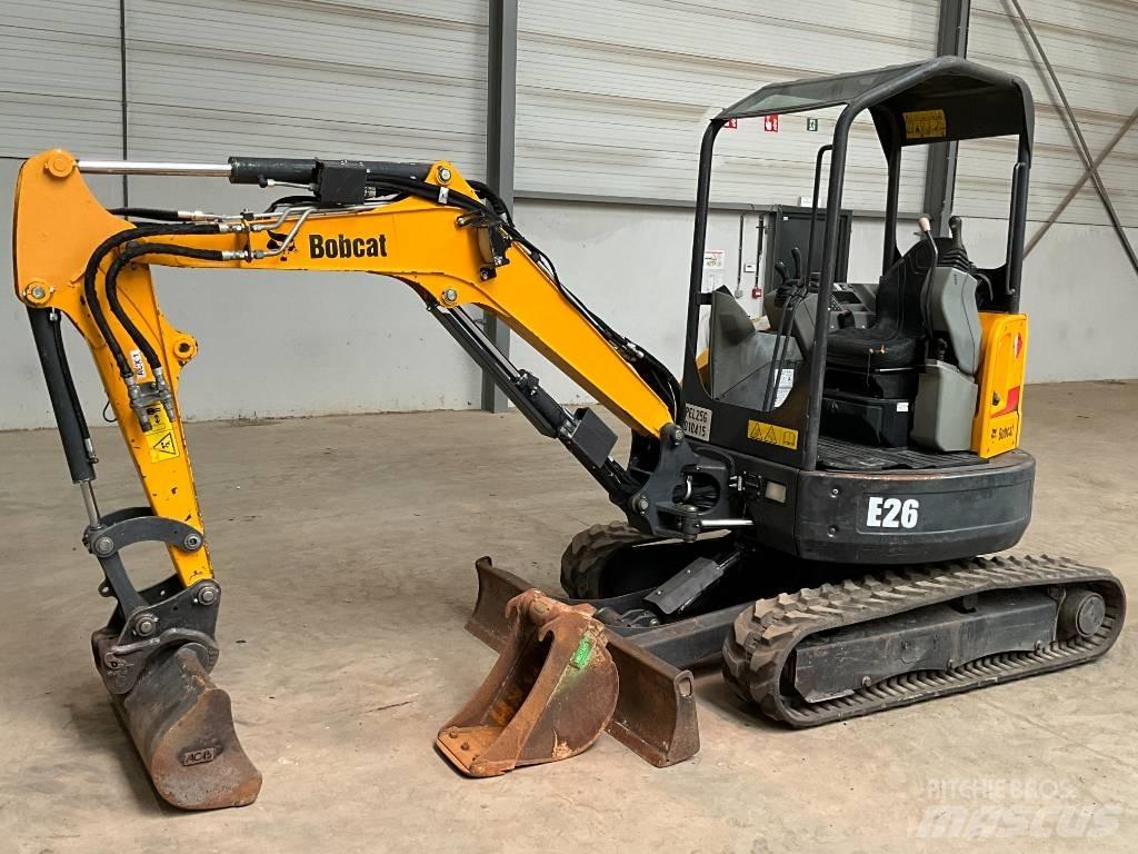 Bobcat E 26 Mini kotrók < 7t