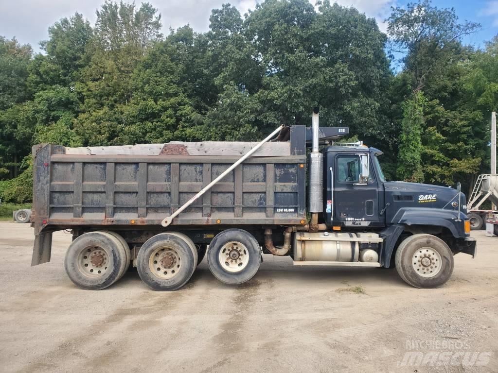 Mack CL713 Billenő teherautók