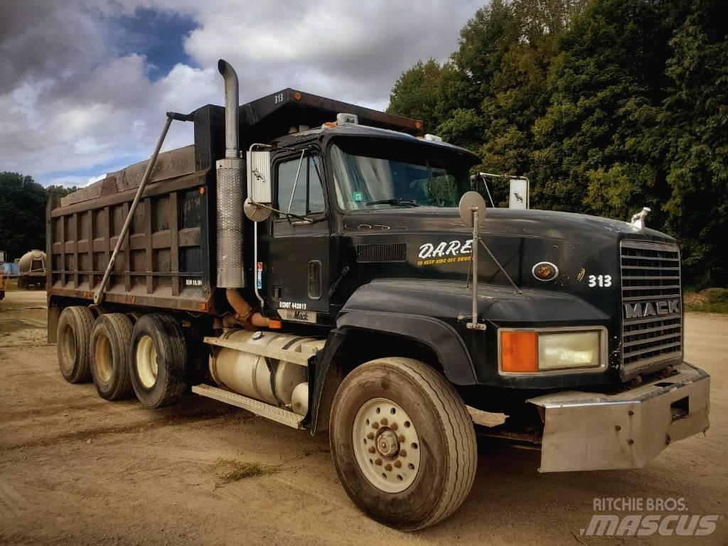 Mack CL713 Billenő teherautók