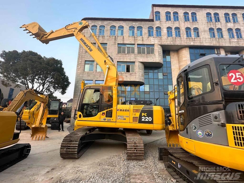 Komatsu PC 220-8 Lánctalpas kotrók