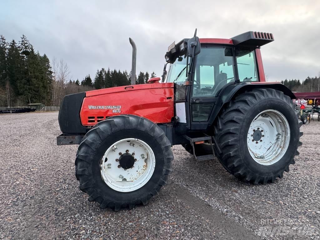 Valtra Valmet 8400 Traktorok