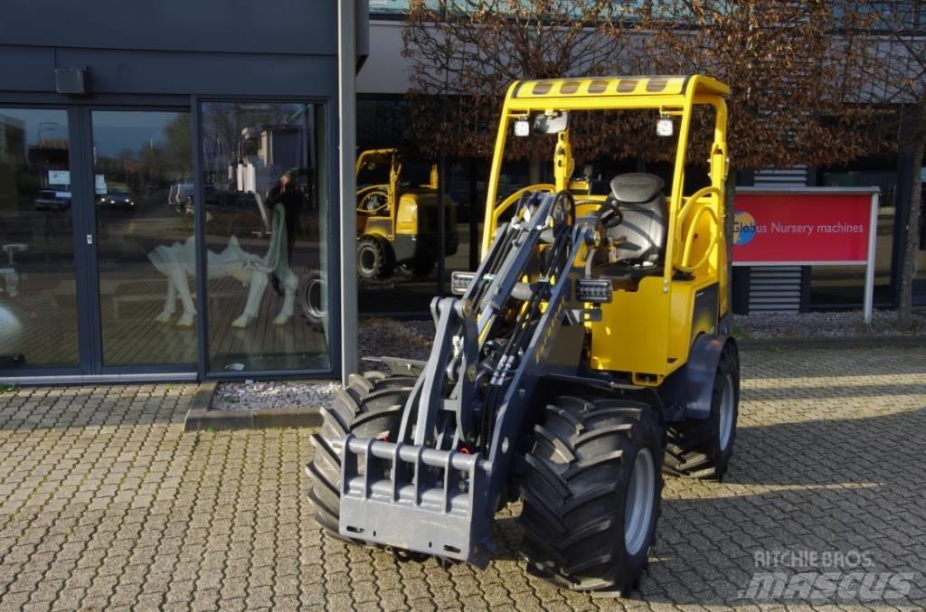 Eurotrac W12-S Gumikerekes homlokrakodók