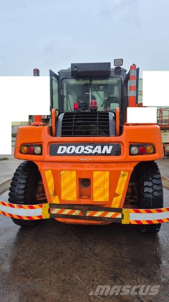 Doosan D 160 S-5 Dízel targoncák