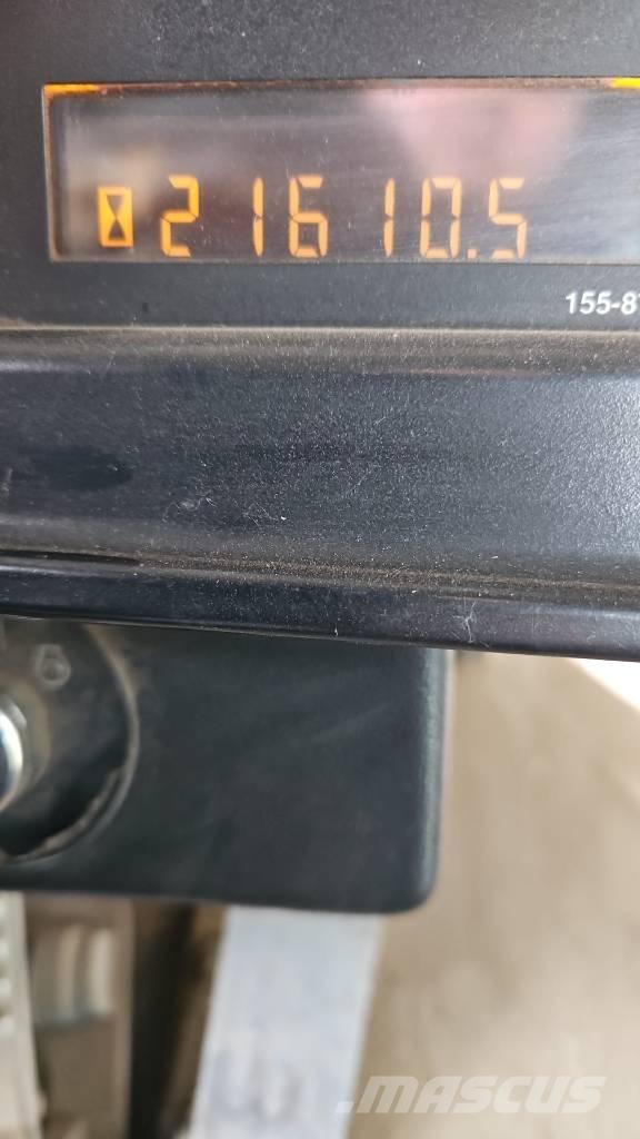 CAT 962 G Gumikerekes homlokrakodók