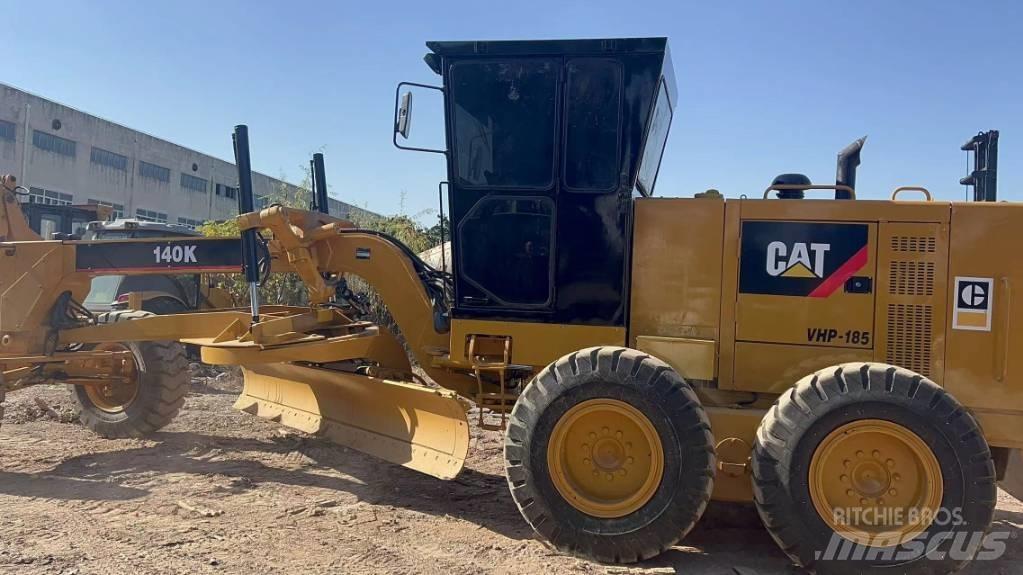 CAT 140K Gréderek