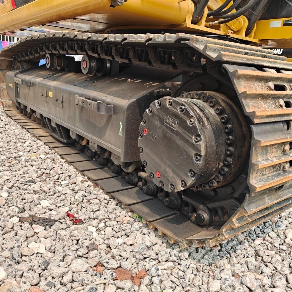 CAT 336D2 Lánctalpas kotrók