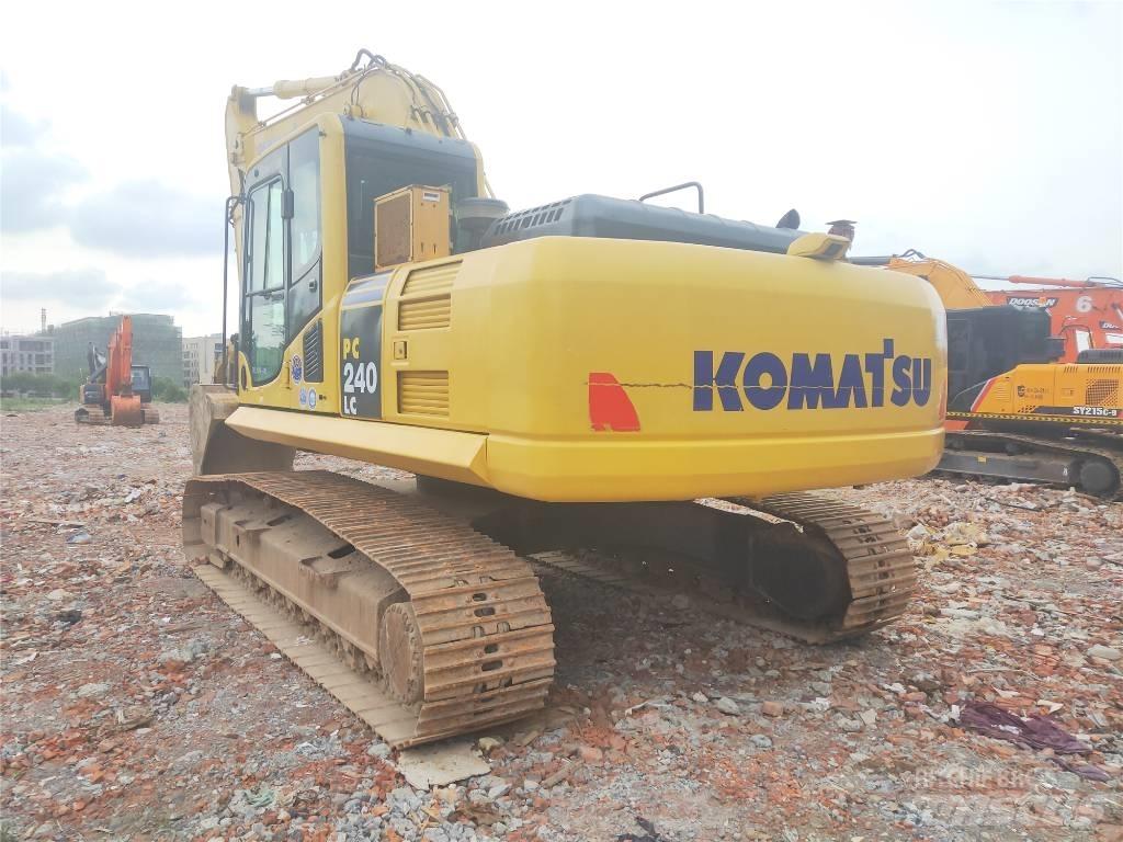 Komatsu PC 240LC-8 Lánctalpas kotrók