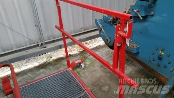 Wifo Wheelswing Gumiabroncsok, kerekek és felnik