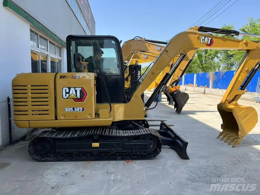 CAT 305.5 Mini kotrók < 7t