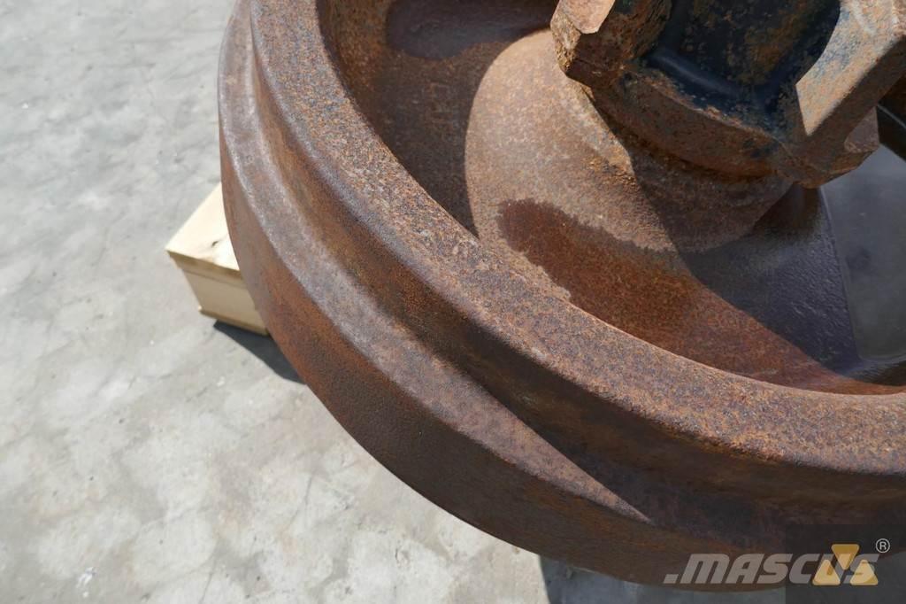 CAT 357-7560 Gumiabroncsok, kerekek és felnik