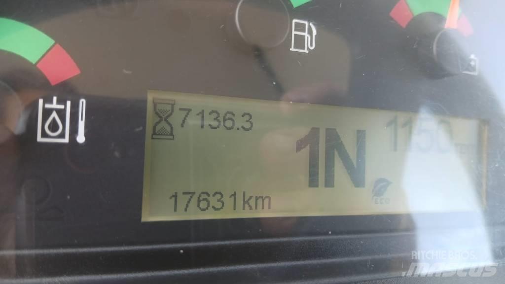CAT 908 M Gumikerekes homlokrakodók
