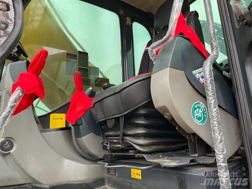 Kobelco SK 250D Lánctalpas kotrók
