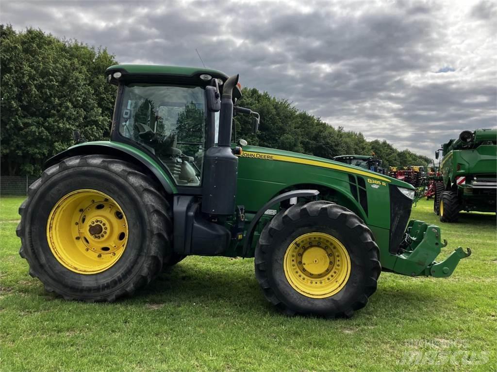 John Deere 8285R Traktorok