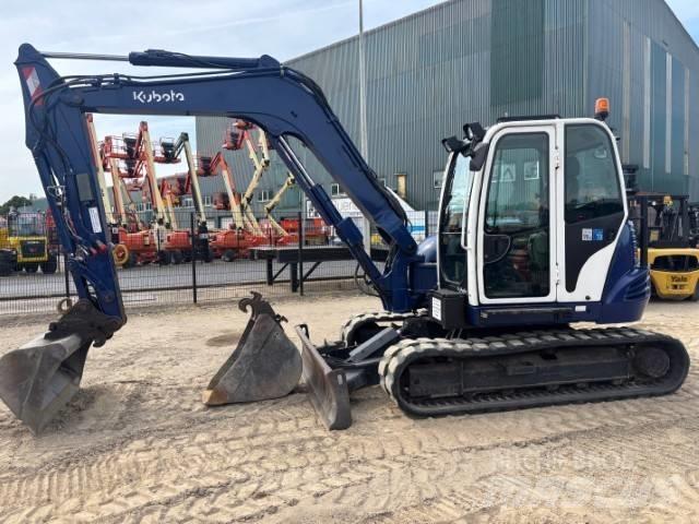 Kubota KX 080-3 Közepes (midi) kotrók 7 t - 12 t