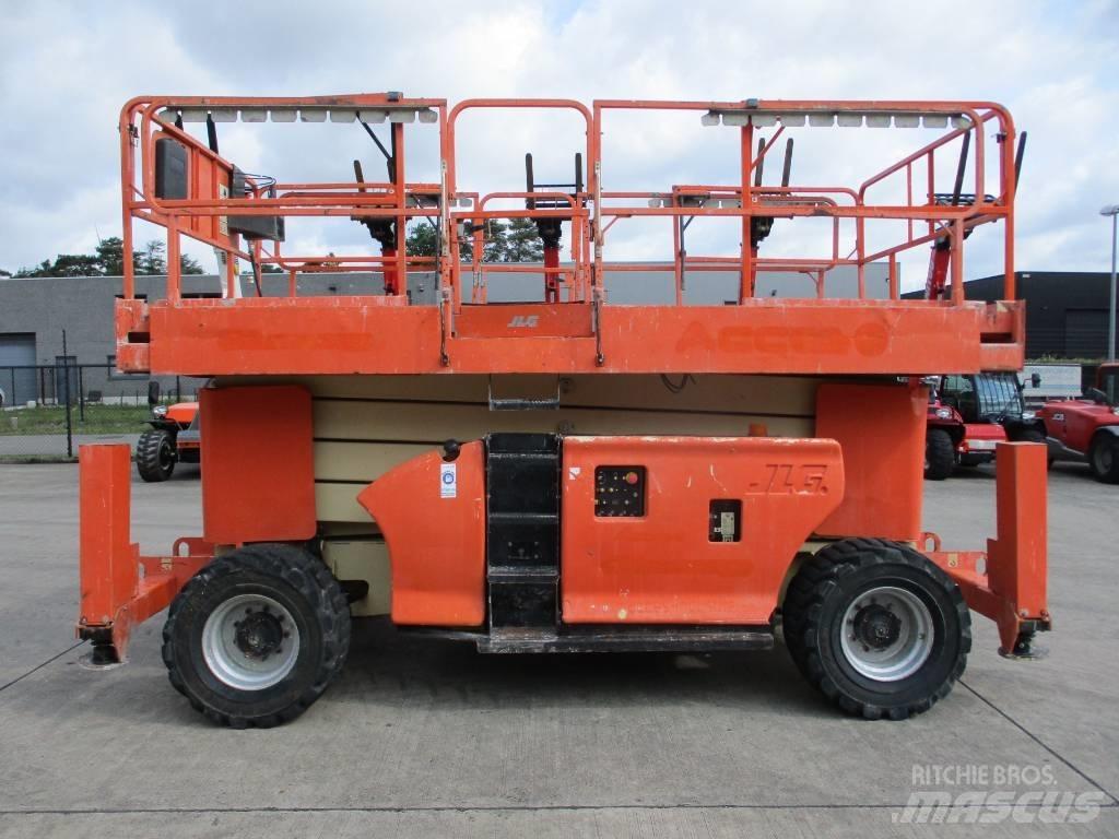 JLG 4394 RT (435) Ollós emelők