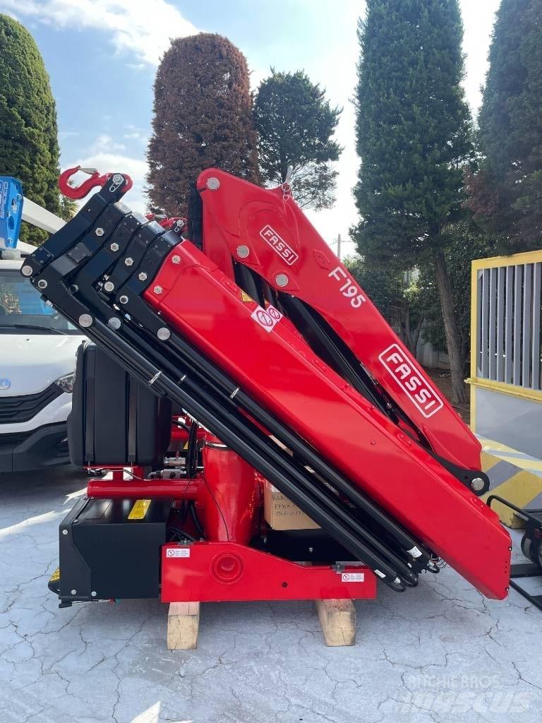 Fassi F195A.1.25 Rakodó daruk