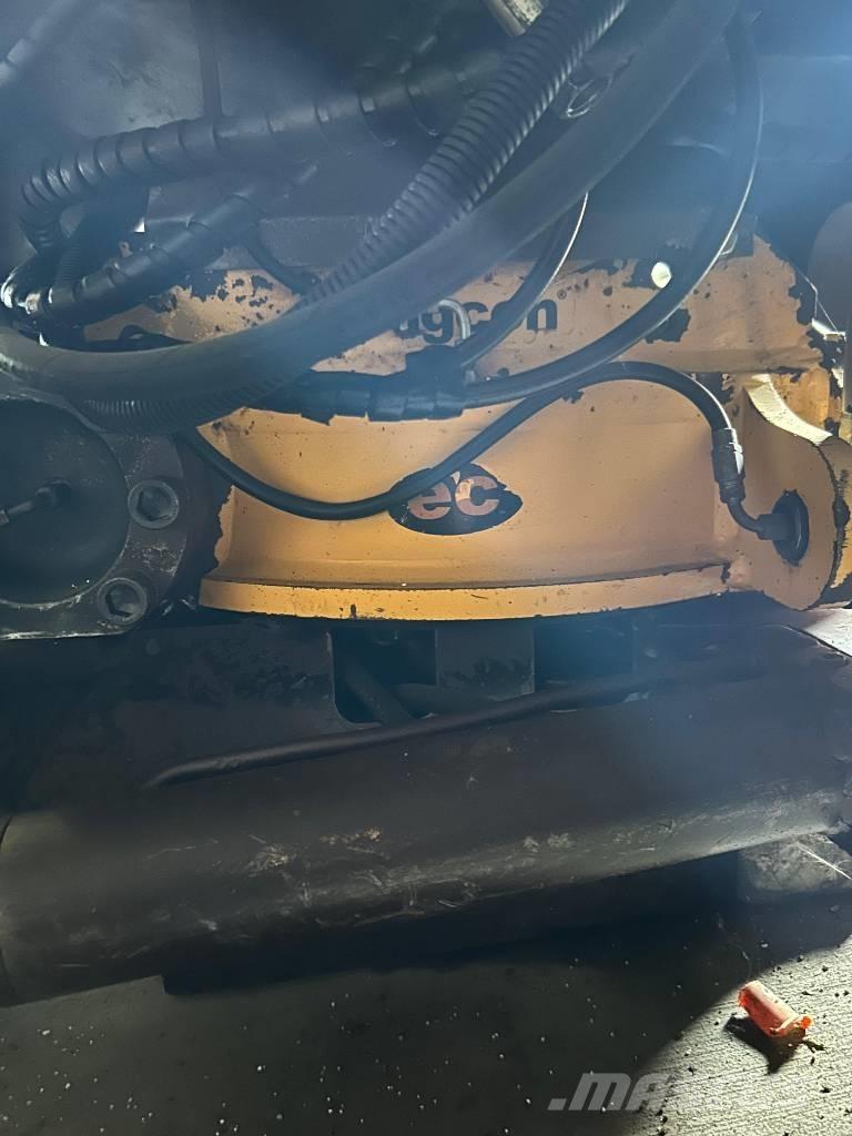 Engcon EC 214 Forgatók-Építőipar